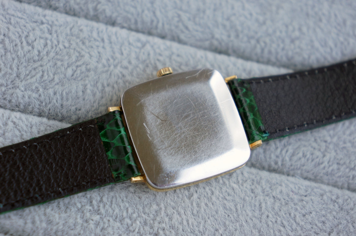 Omega Genève square tank